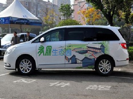 清流户外车贴喷绘如何保持效果?